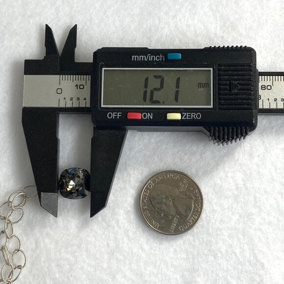 Sterling Silver 925 Cushion Cut Swarovski Crystal Twisted Link Pendant Necklace - Picture 14 of 16